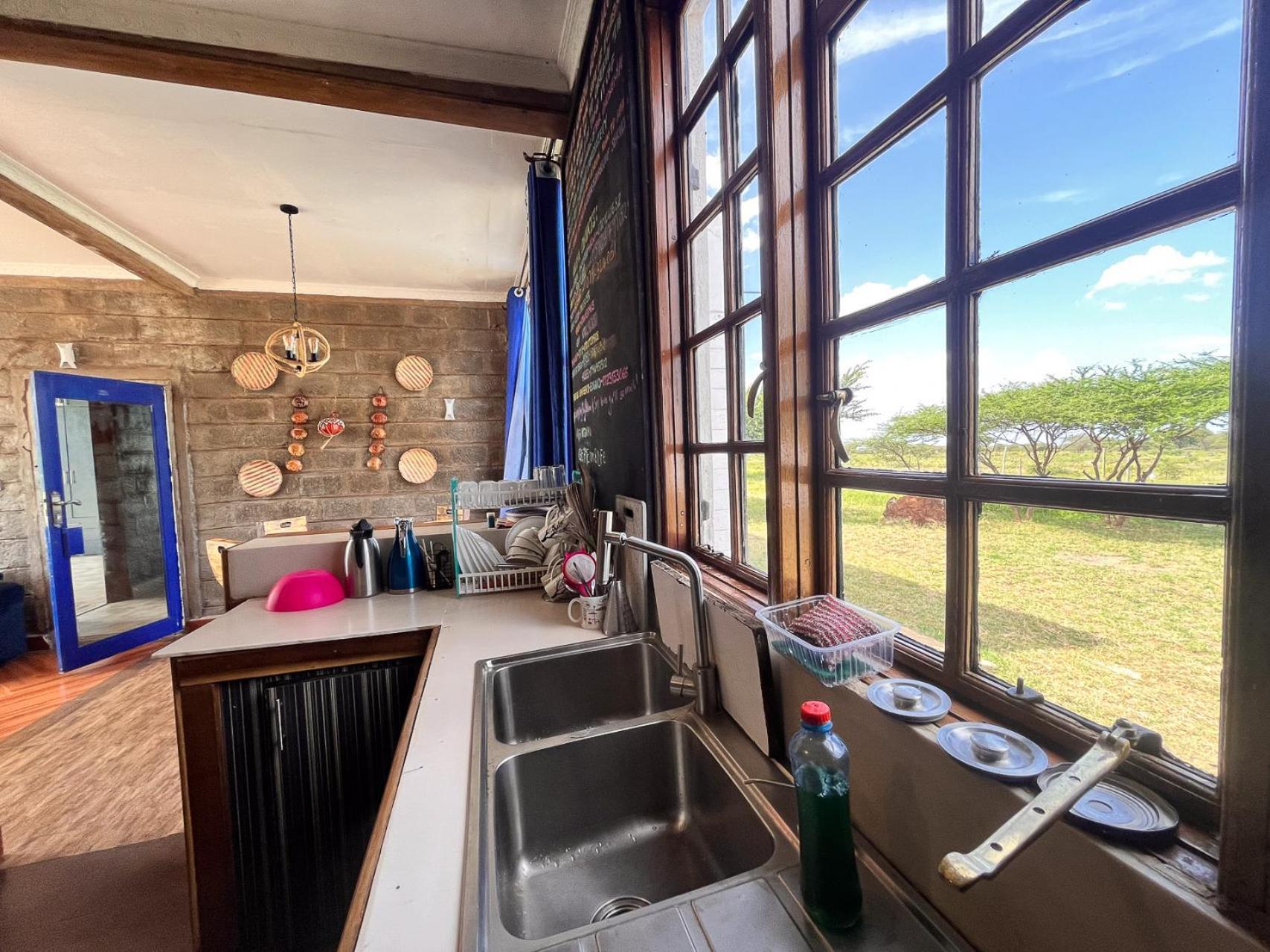 Amboseli Glass House Oloitokitok Экстерьер фото