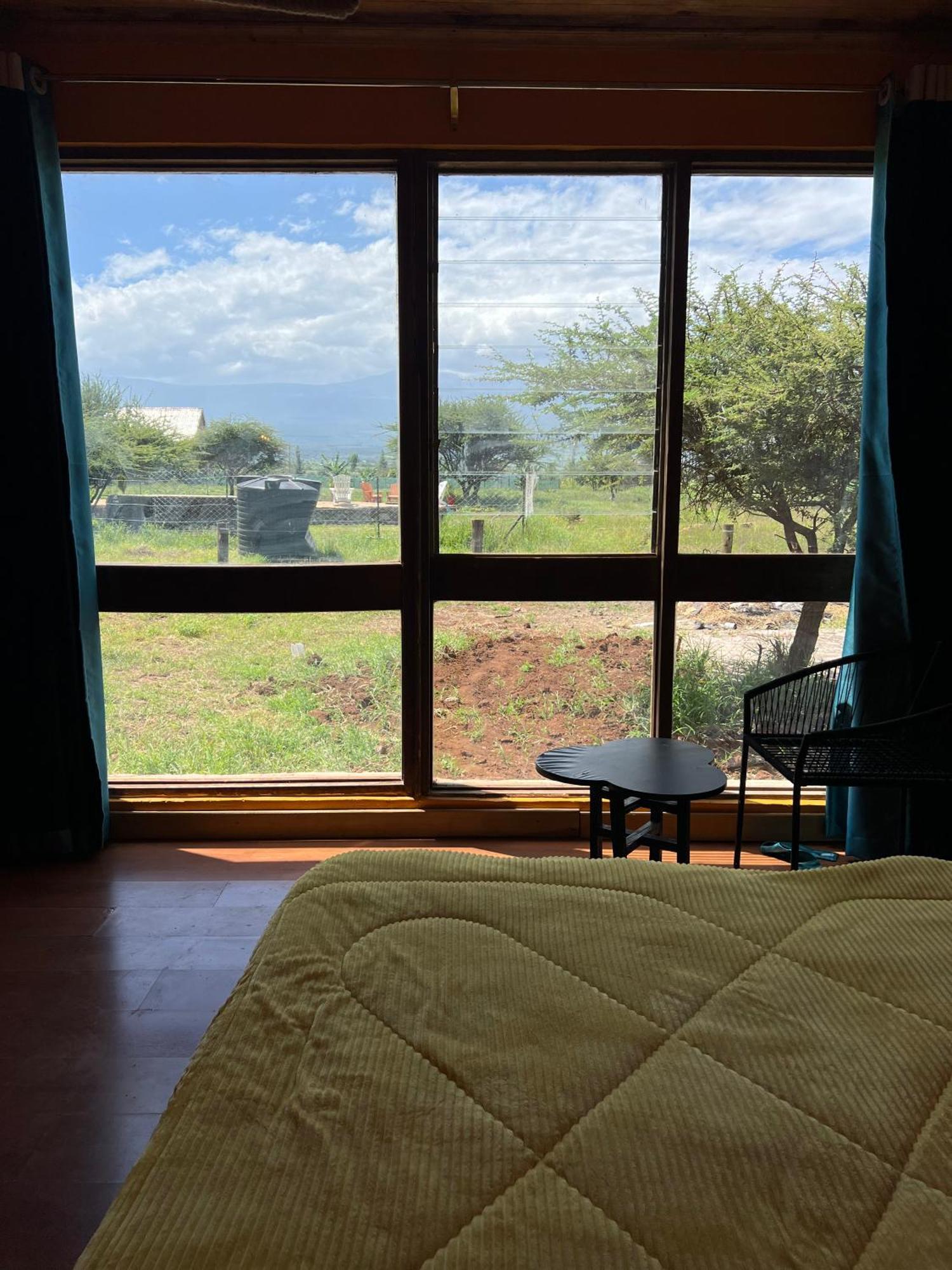 Amboseli Glass House Oloitokitok Экстерьер фото