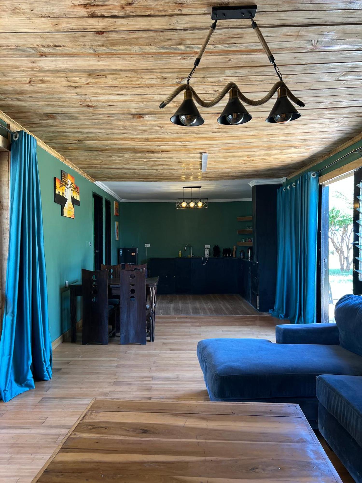 Amboseli Glass House Oloitokitok Экстерьер фото